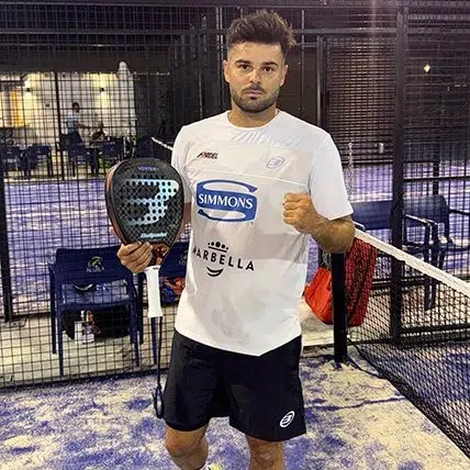 José Bernal, saque y volea a la inversión