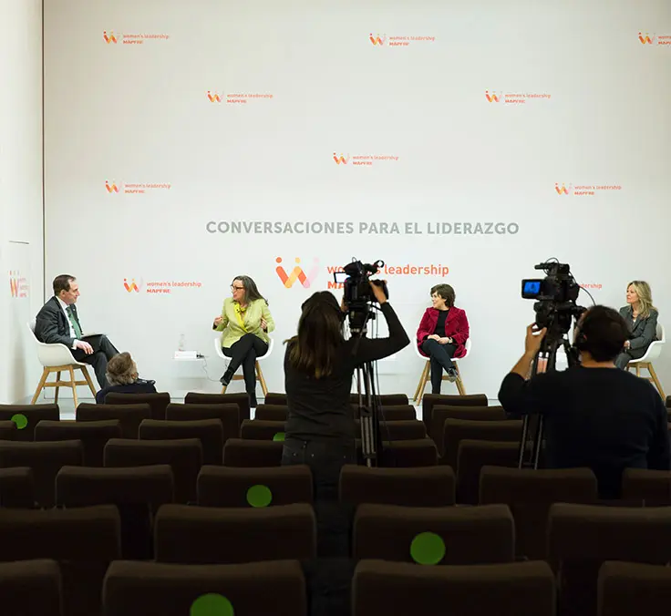 A liderança feminina que conseguiu mudar o horário