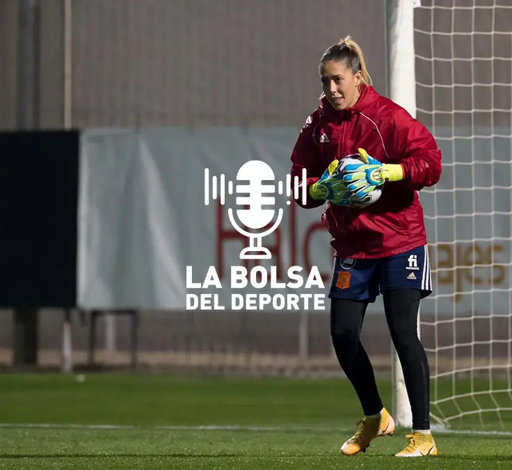 Lola Gallardo (portera de la selección española de fútbol): “El Olympique de Lyon trata igual a los chicos y a las chicas, y de ahí los títulos conseguidos”
